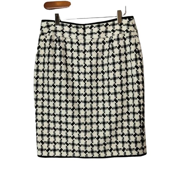 Vintage Bianca Nygard Sz 6 Black and White Houndstooth Curved Hem Pencil Skirt - Picture 2 of 6